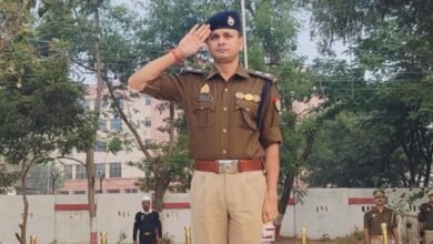 Photo of पुलिस अधीक्षक ने पुलिस लाईन चुर्क में परेड की ली सलामी, किया निरीक्षण-*