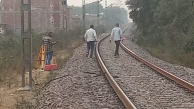 Photo of तीन साल में पूरा होगा चुनार से चोपन रेल मार्ग के दोहरी करण का काम शुरू